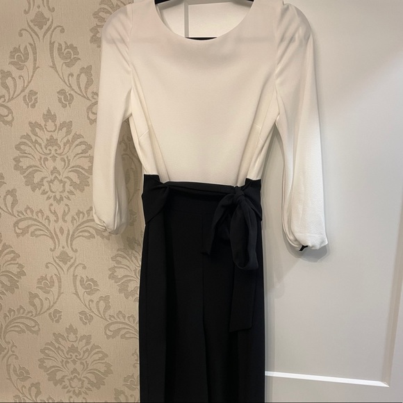 Women’s Jumpsuit - Picture 1 of 3